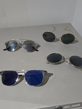 Mixed Metal Sunglasses Set with Blue and Dark Lenses unisex